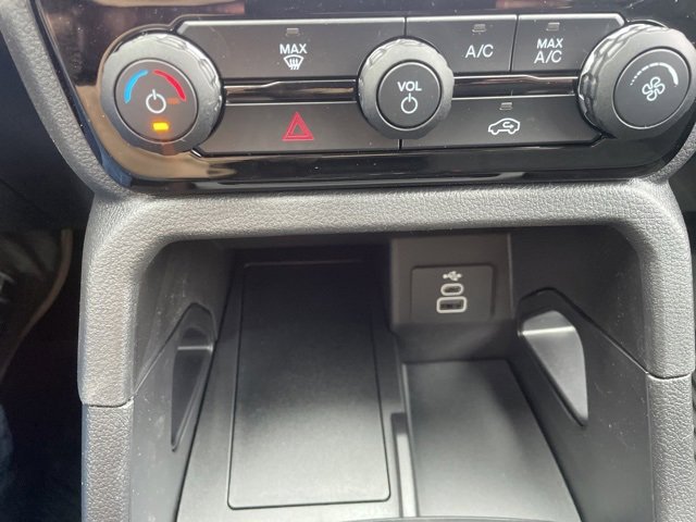 New 2025 Ford Ranger XLT w/ FX4 Off-Road Package image 40