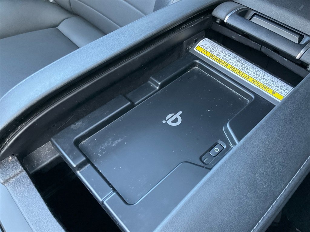 Used 2021 Toyota Highlander XLE image 33