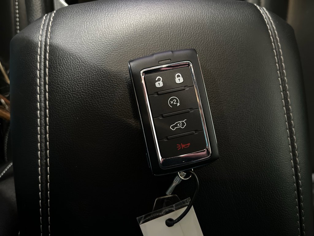 Used 2025 Jeep Grand Cherokee L Limited w/ Trailer Tow Package image 34