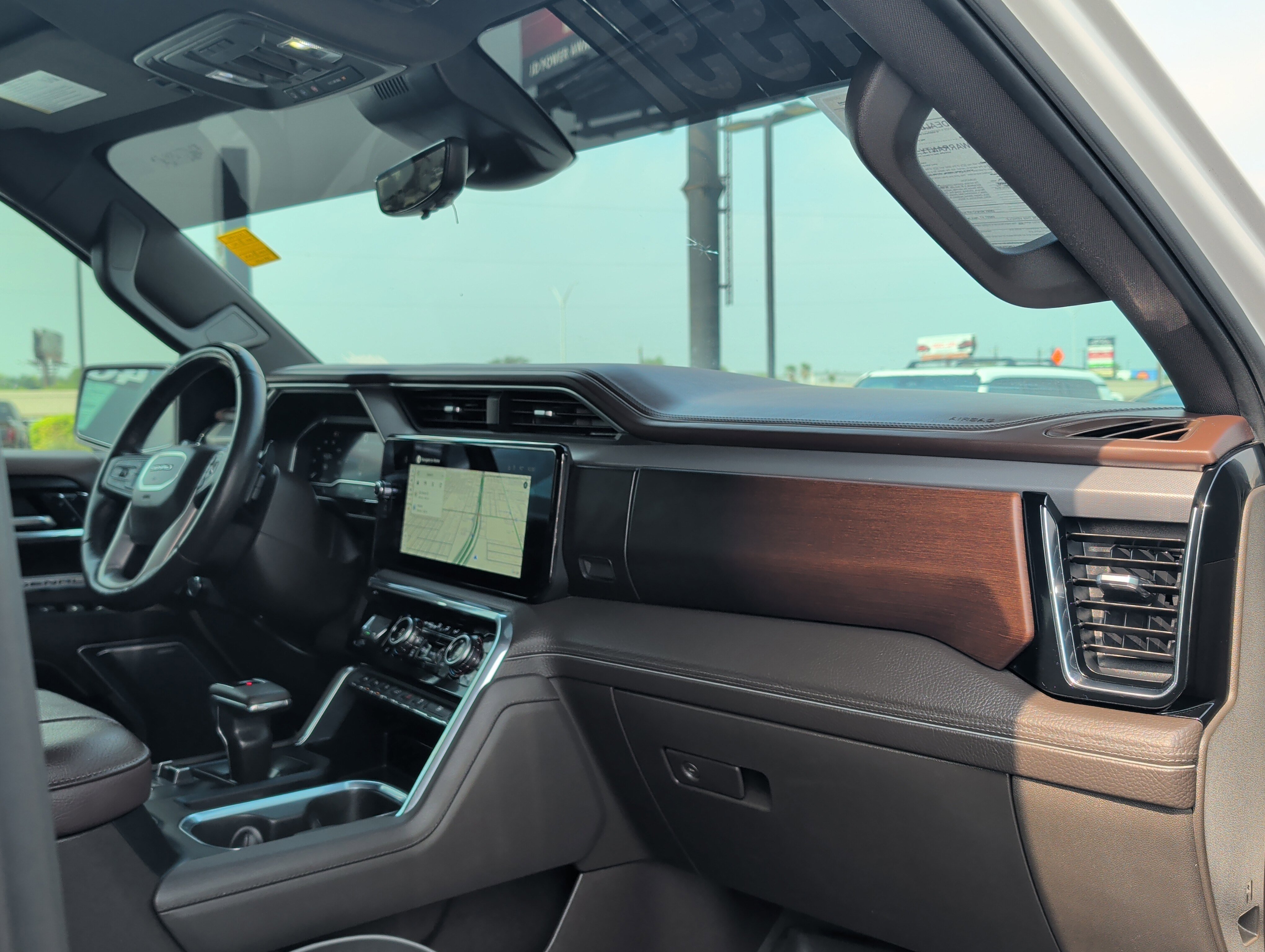 Used 2024 GMC Sierra 1500 Denali RWD image 29