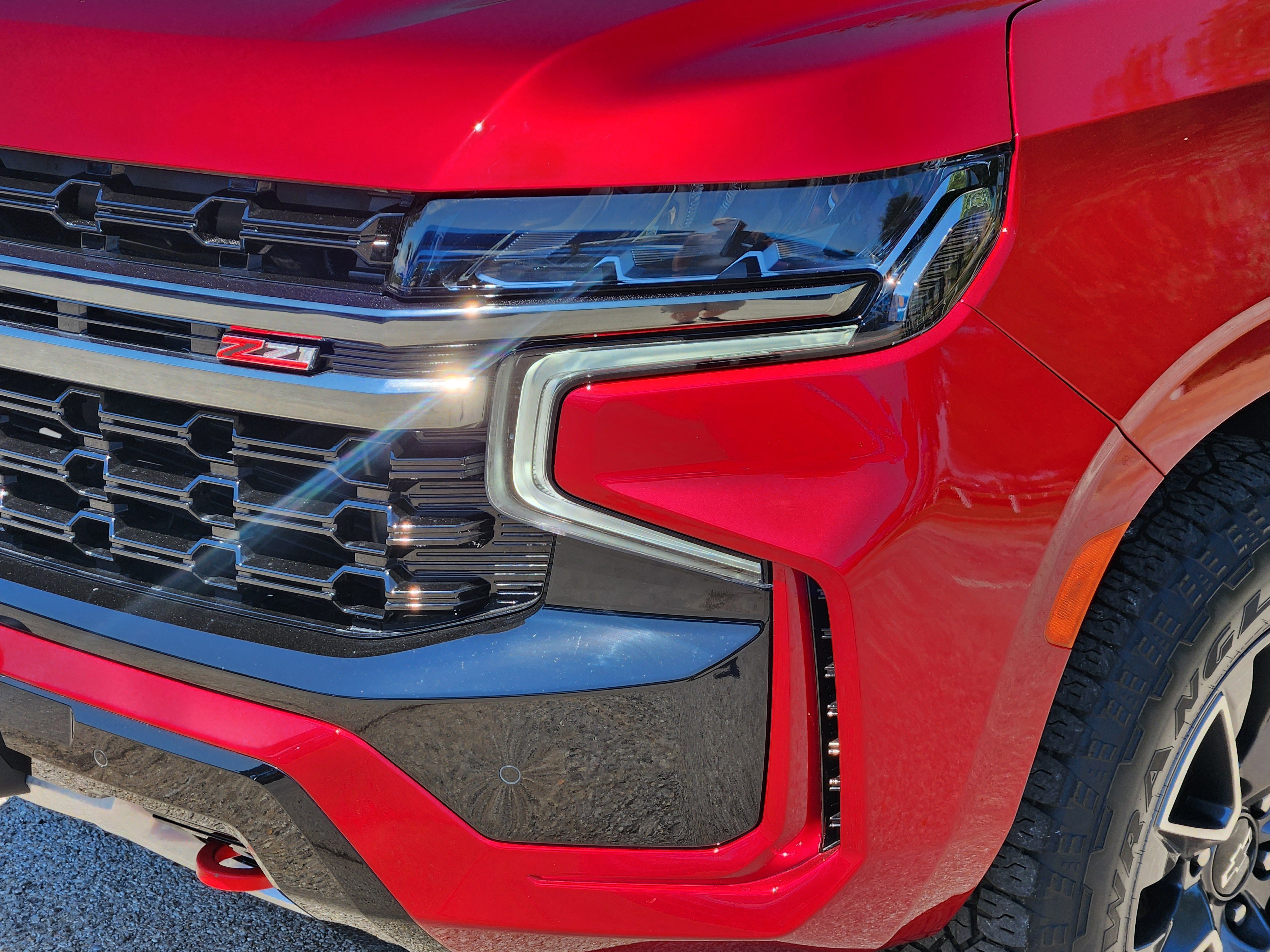 Certified 2022 Chevrolet Tahoe Z71 w/ Luxury Package image 9