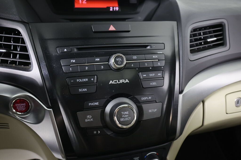 Used 2018 Acura ILX w/ Special Edition Package FWD image 34