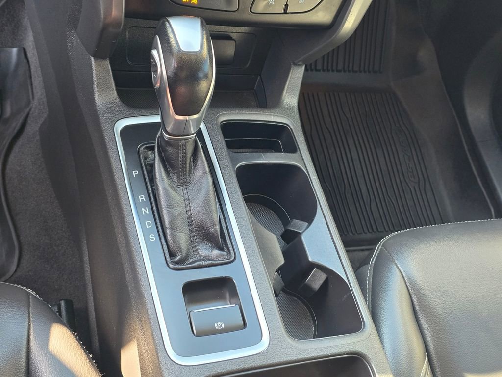 Used 2019 Ford Escape SEL image 25