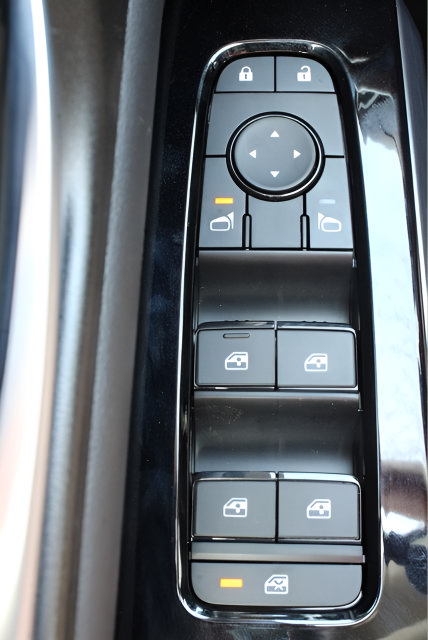 New 2026 Nissan Pathfinder SL AWD/4WD image 13