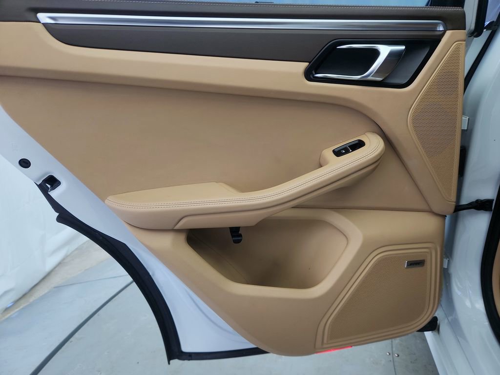 Used 2017 Porsche Macan GTS image 24