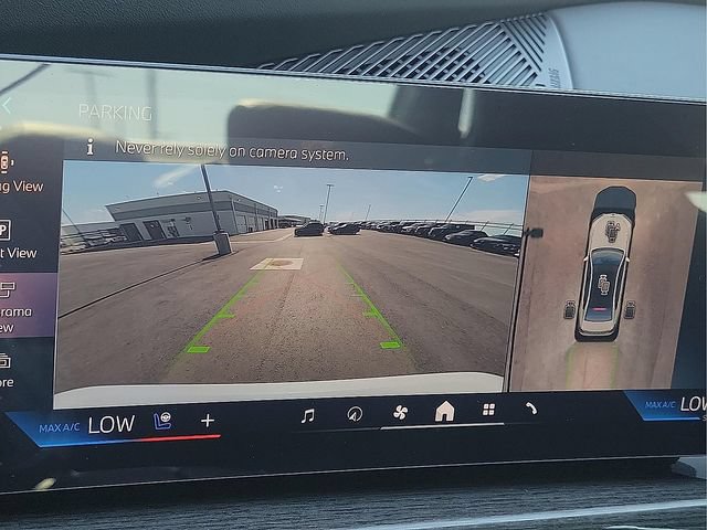 New 2026 BMW i7 xDrive60 w/ Executive Package AWD/4WD image 28