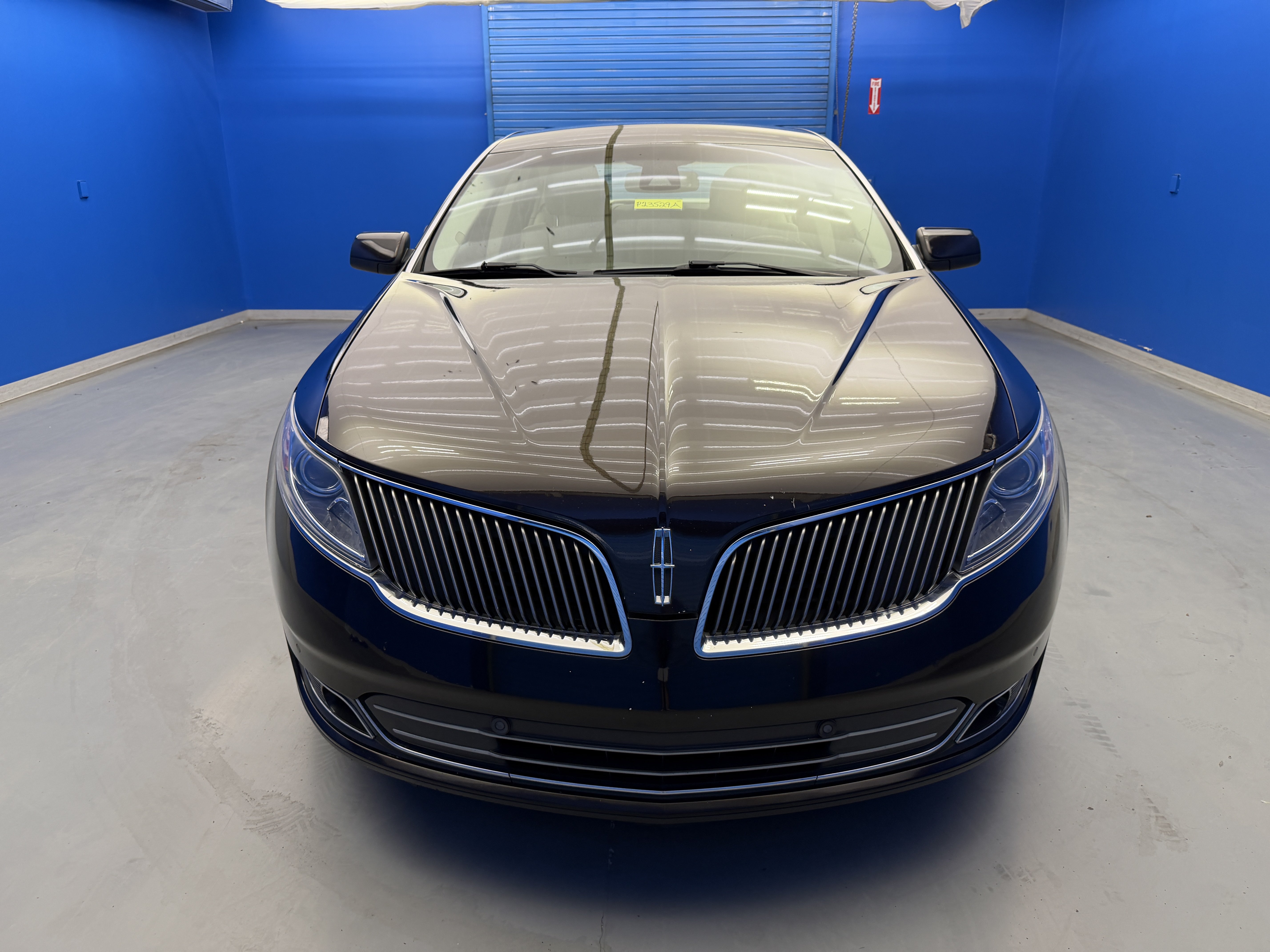 Used 2014 Lincoln MKS w/ Equipment Group 101A FWD image 3