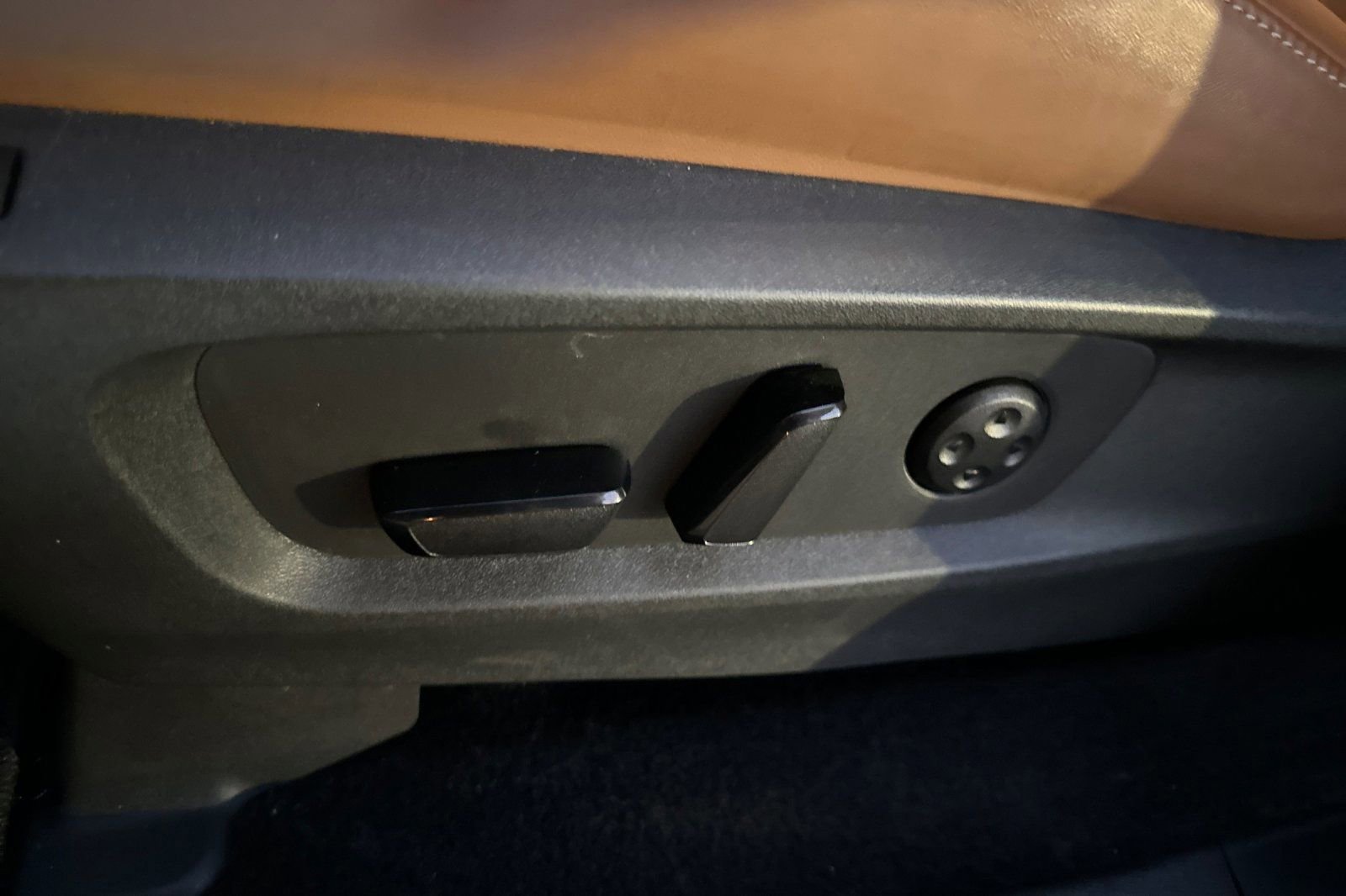 Used 2024 INFINITI QX60 Sensory image 12