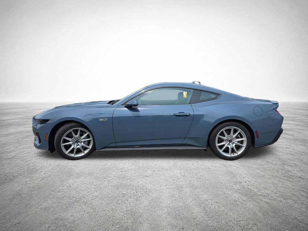 Used 2025 Ford Mustang GT Premium RWD image 5