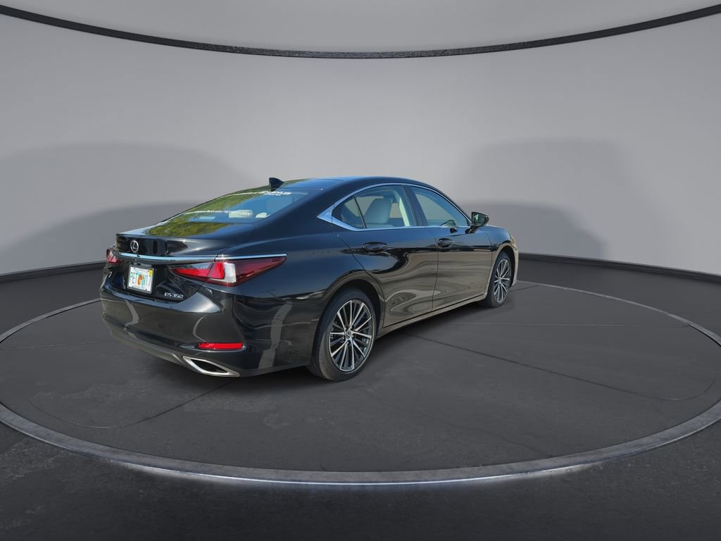 Used 2025 Lexus ES 350 w/ Premium Package image 8