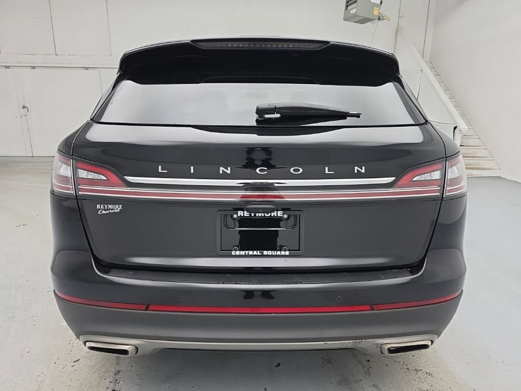 Used 2023 Lincoln Nautilus Reserve w/ Equipment Group 201A image 10