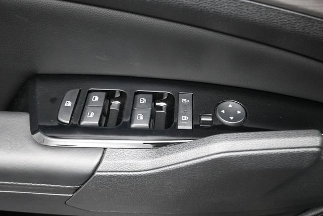 Used 2024 Kia Sportage X-Line w/ X-Line Premium Package AWD/4WD image 17