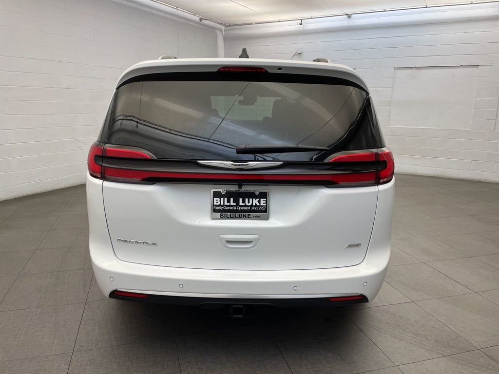 New 2026 Chrysler Pacifica Pinnacle w/ Trailer Tow Group image 4