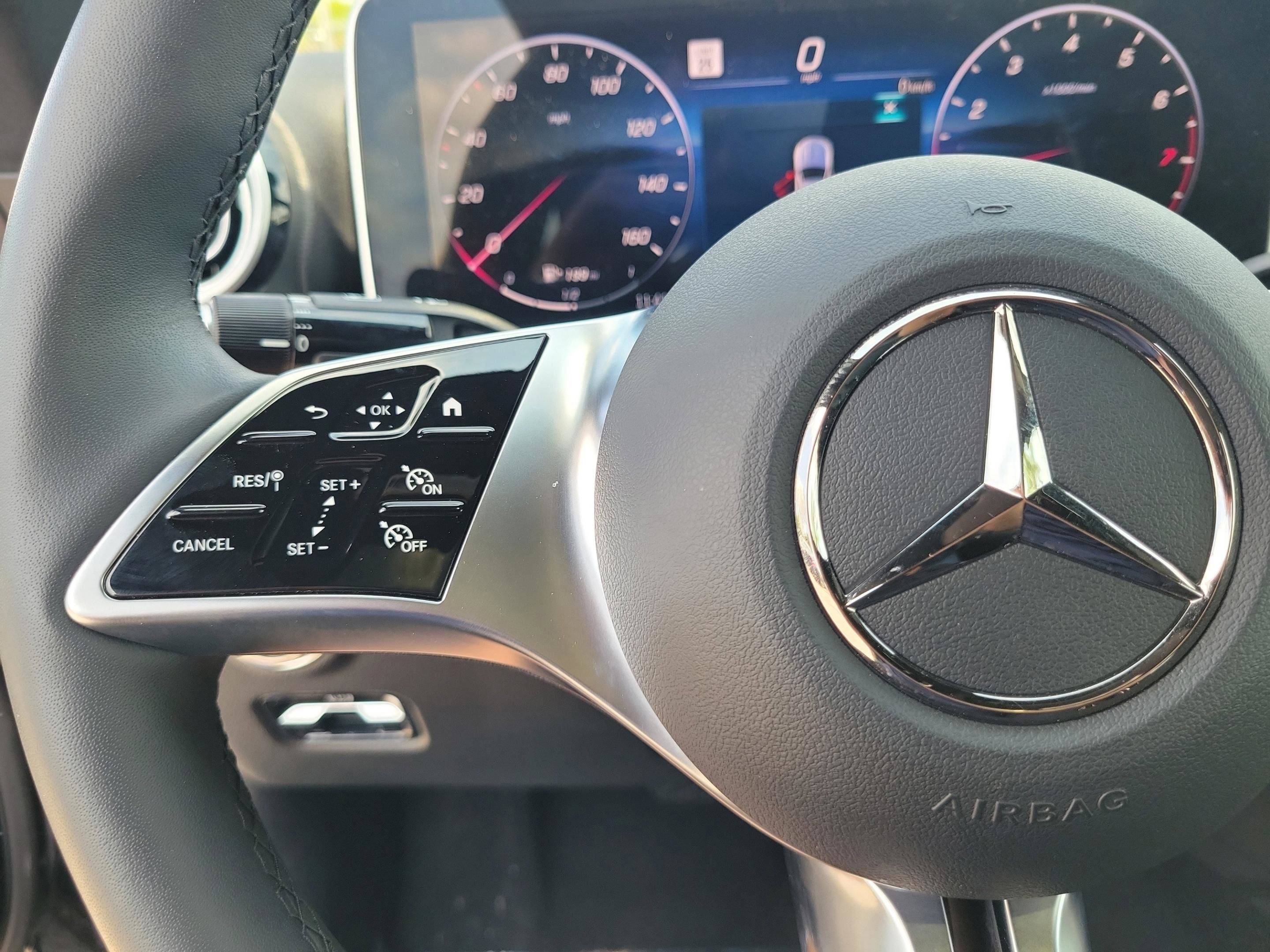 Certified 2026 Mercedes-Benz CLE 300 4MATIC Coupe image 19