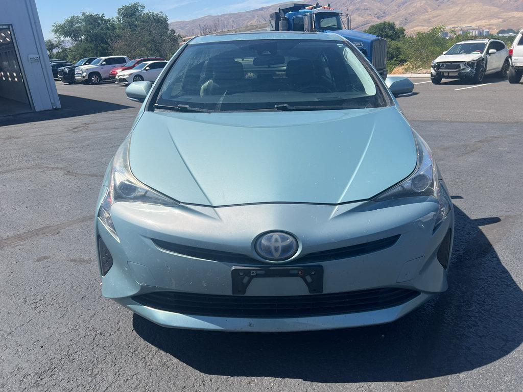 Used 2016 Toyota Prius Three w/ Advanced Technology Package FWD image 2