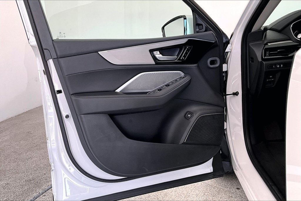 Certified 2025 Acura MDX FWD image 22