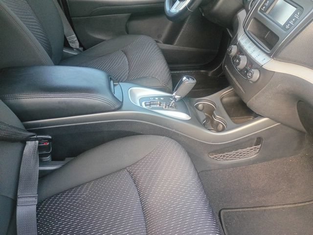 Used 2020 Dodge Journey SE w/ SE Popular Equipment Group FWD image 38