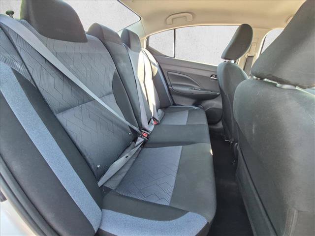 Used 2025 Nissan Versa SV FWD image 18
