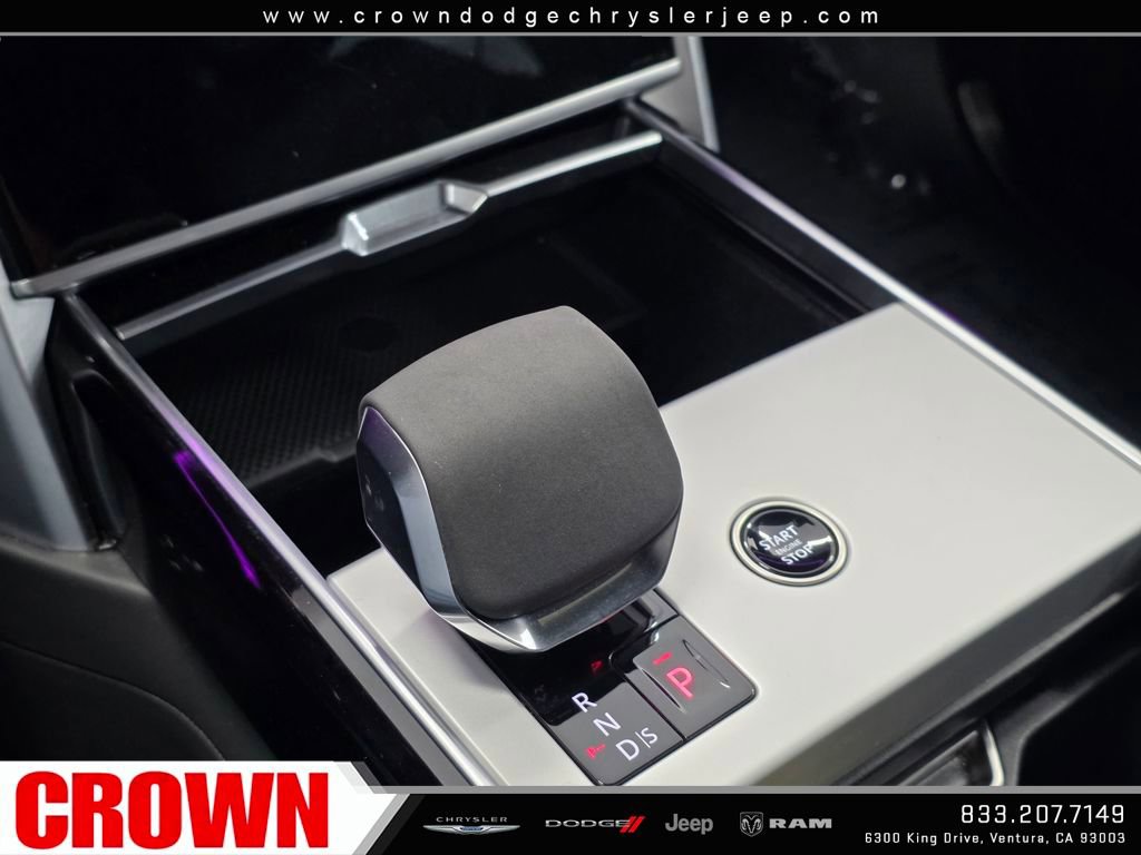 Used 2024 Land Rover Range Rover SE image 33