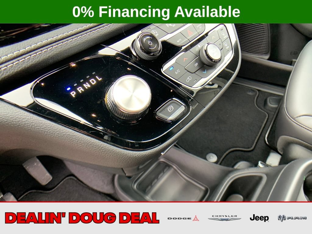 New 2026 Chrysler Pacifica Select w/ S Appearance Package AWD/4WD image 24