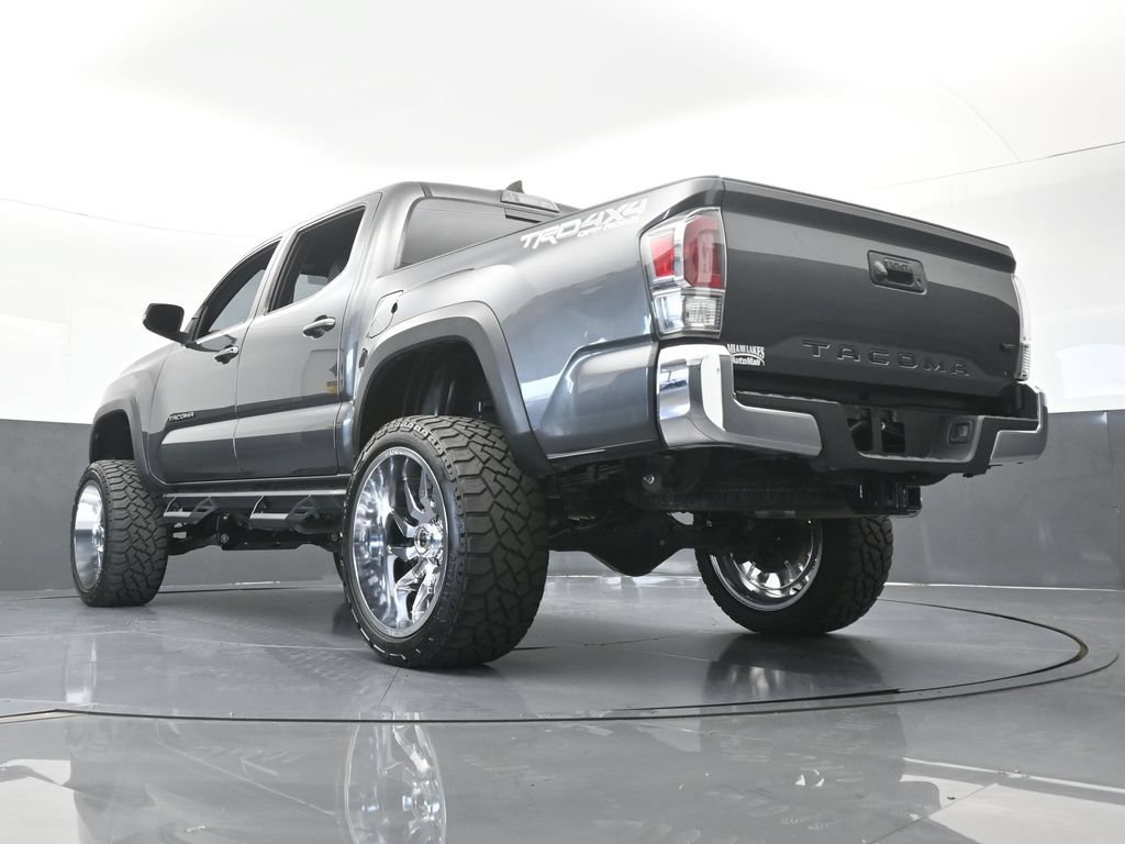 Used 2022 Toyota Tacoma TRD Off-Road AWD/4WD image 53