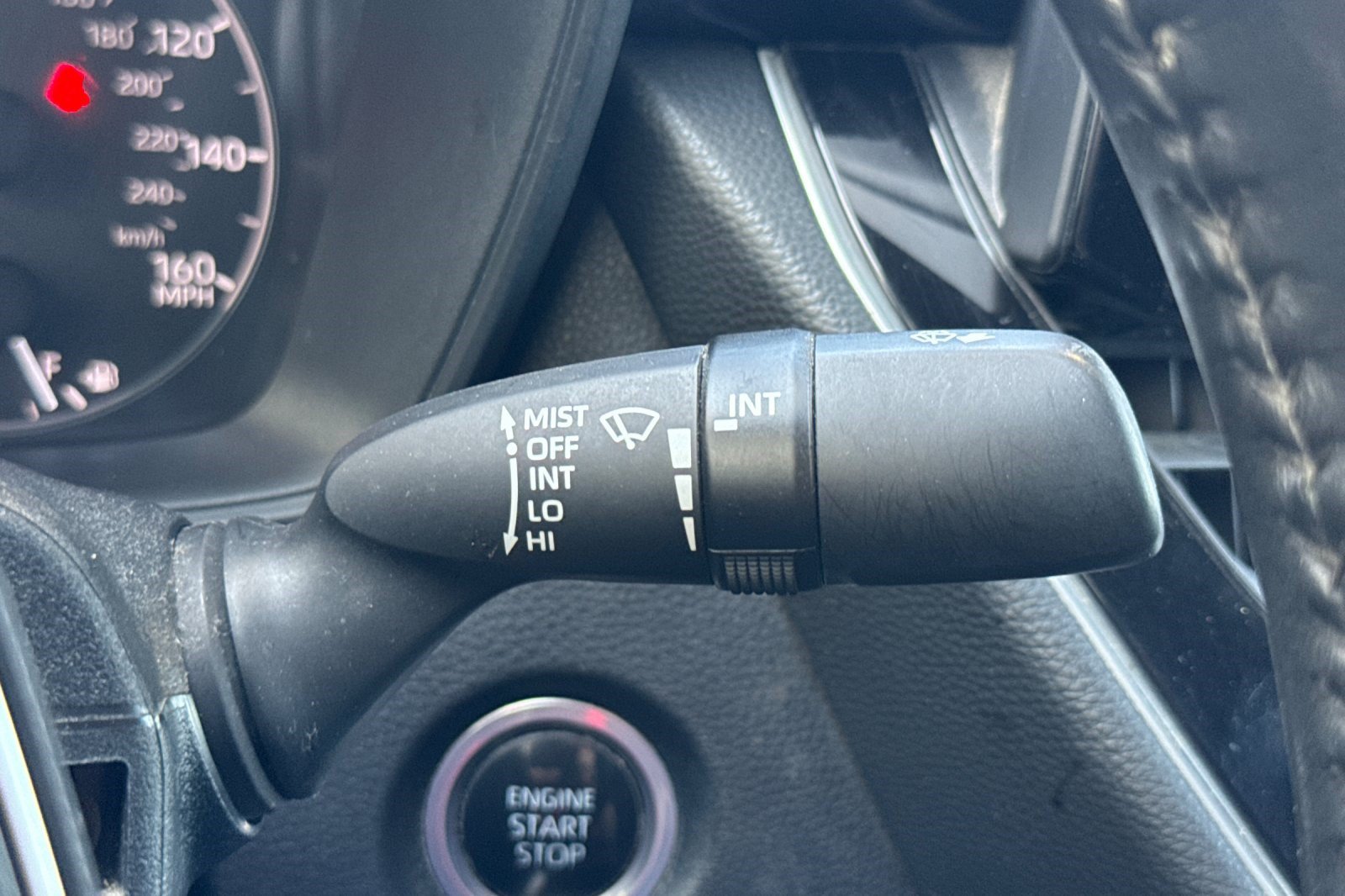 Used 2023 Toyota Corolla SE w/ Carpet Mat Package (TMS) FWD image 32