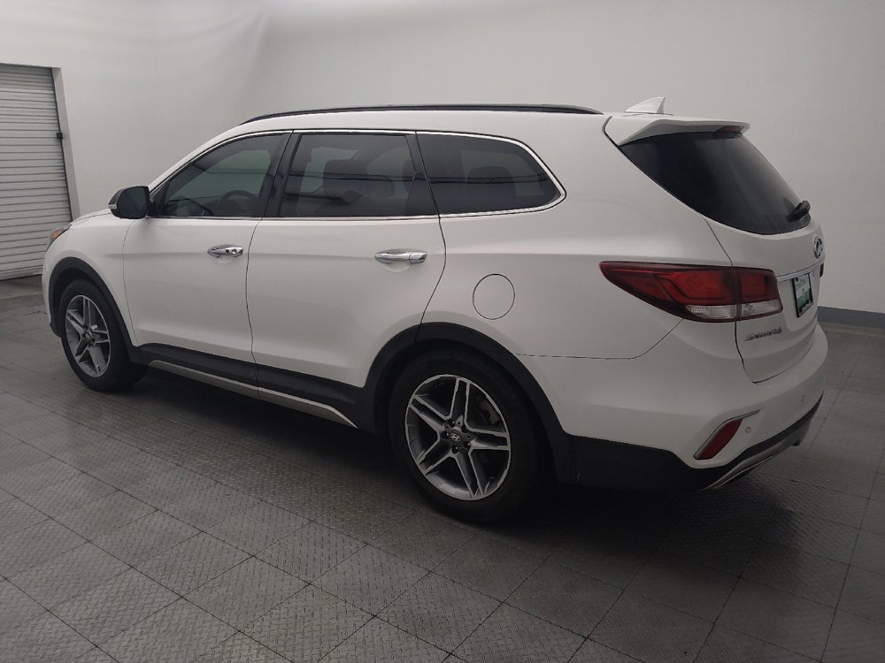 Used 2018 Hyundai Santa Fe Limited image 3