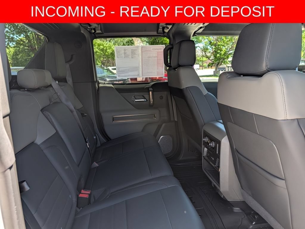 Used 2024 GMC Hummer EV 3X AWD/4WD image 22