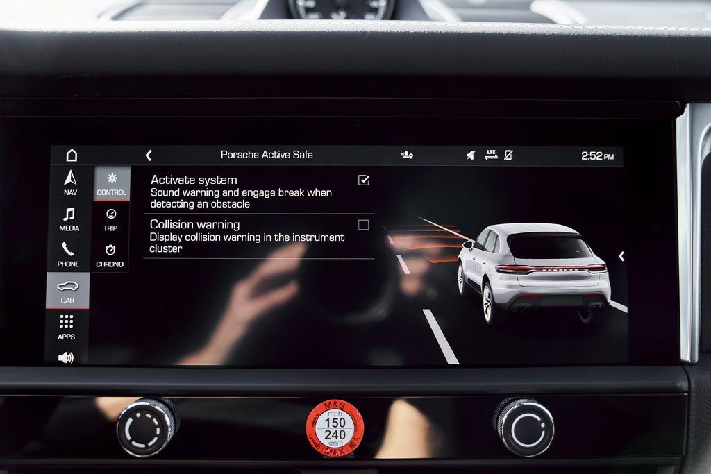 Used 2025 Porsche Macan GTS image 76