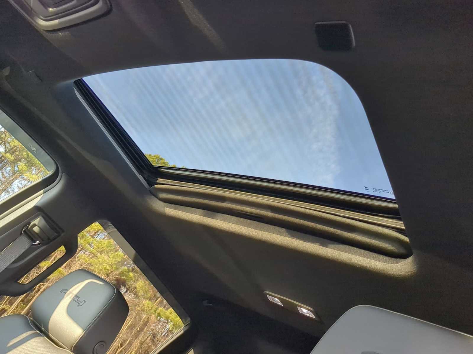 Used 2024 GMC Sierra 2500 AT4 w/ AT4 Premium Plus Package image 23