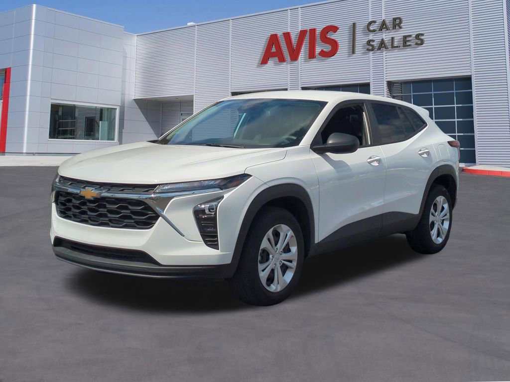 Used 2025 Chevrolet Trax LS