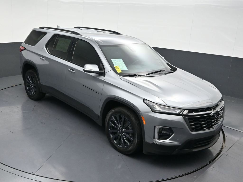 Used 2023 Chevrolet Traverse RS image 18