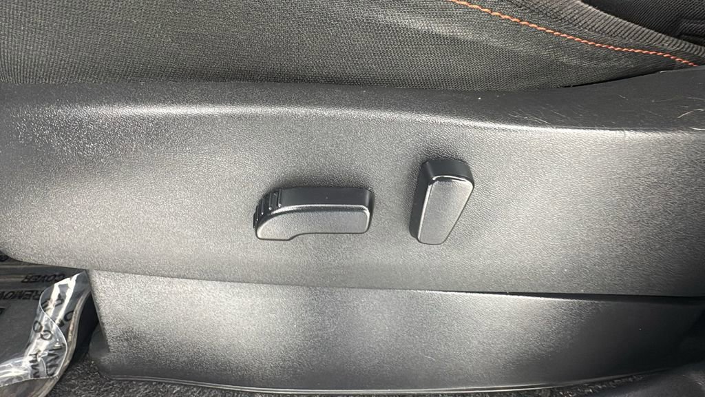 Used 2022 Nissan Frontier PRO-4X w/ Off-Road Protection Package image 11