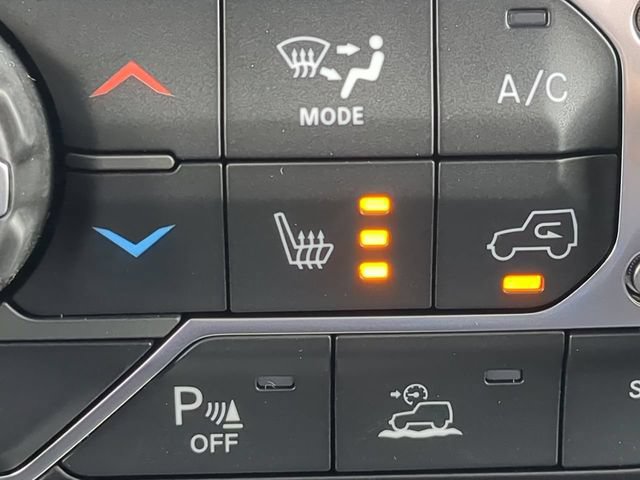 New 2026 Jeep Wrangler Unlimited Sahara AWD/4WD image 28