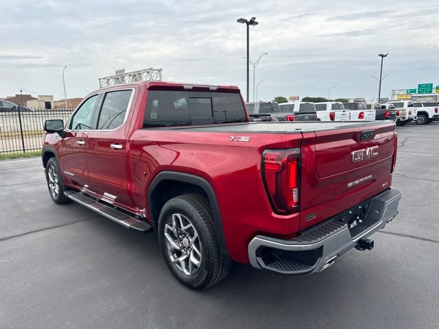 Used 2023 GMC Sierra 1500 SLT w/ SLT Premium Package AWD/4WD image 5