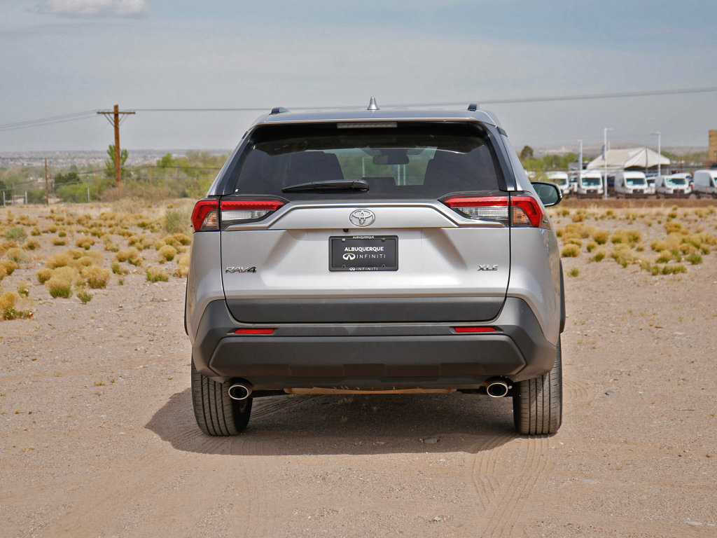 Used 2024 Toyota RAV4 XLE image 9