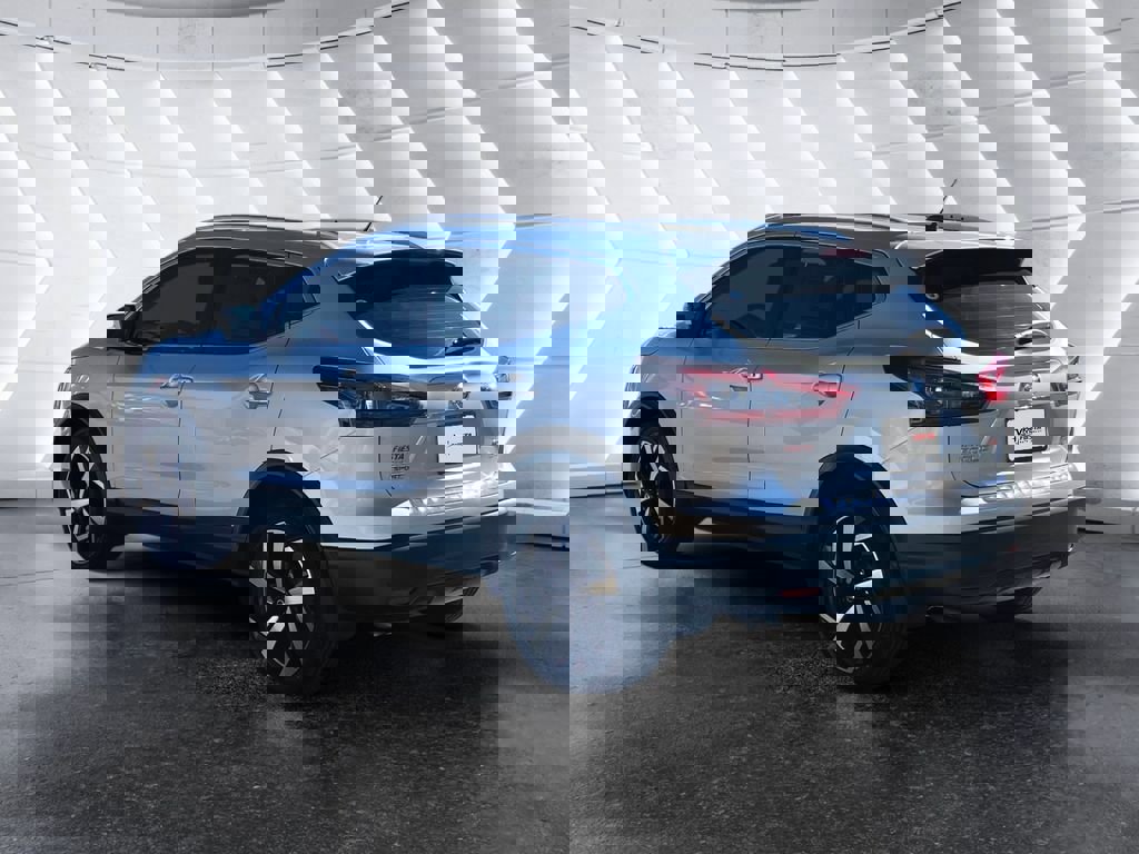 Used 2022 Nissan Rogue Sport SL w/ Premium Package image 6