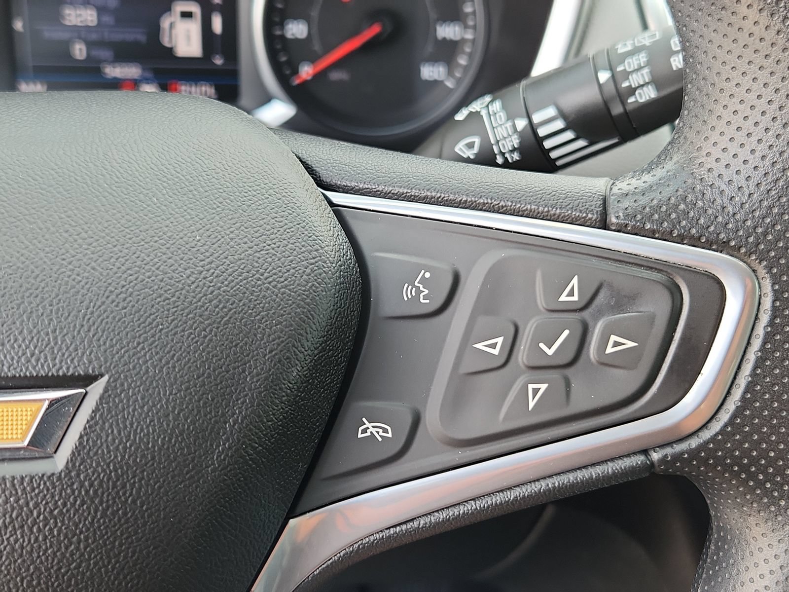 Used 2022 Chevrolet Equinox LT FWD image 21
