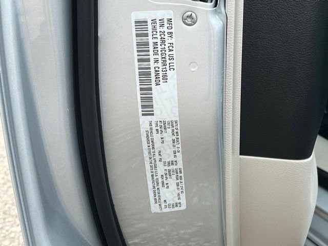 Used 2024 Chrysler Voyager LX FWD image 33
