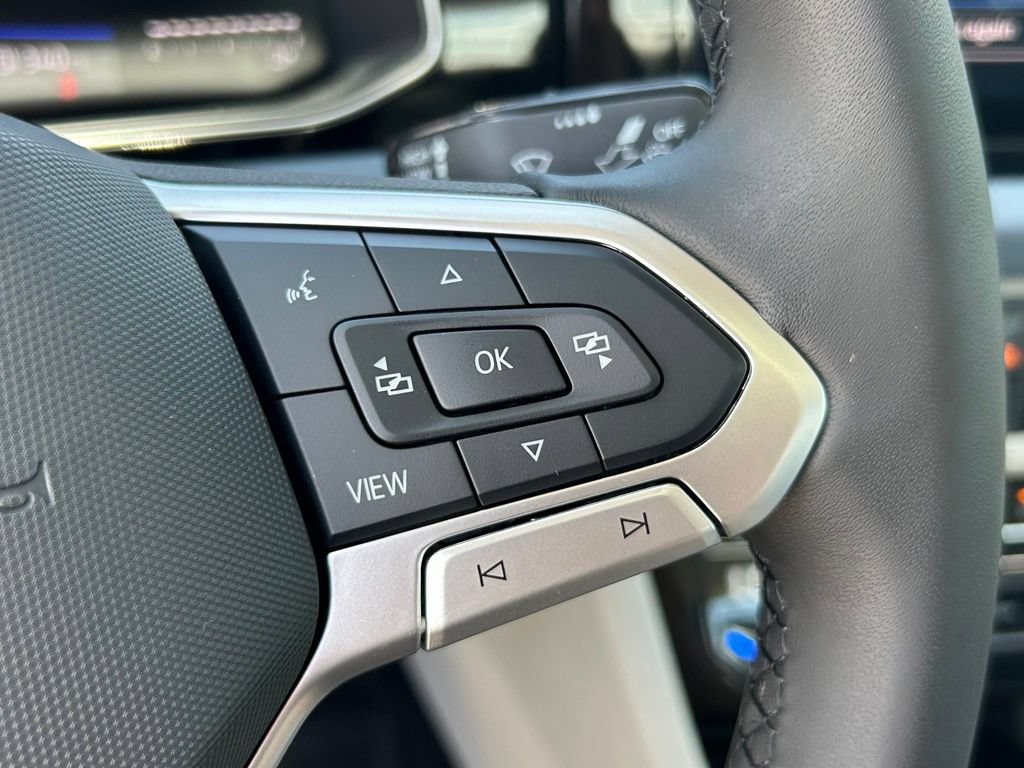 New 2026 Volkswagen Jetta SE FWD image 21