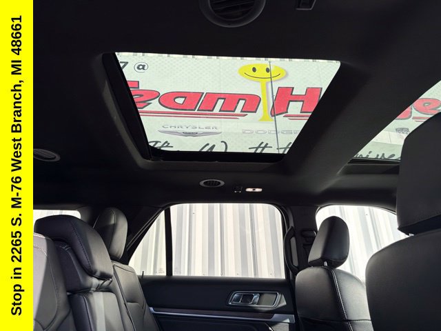 Used 2019 Ford Explorer Limited w/ Class III Trailer Tow Package AWD/4WD image 34