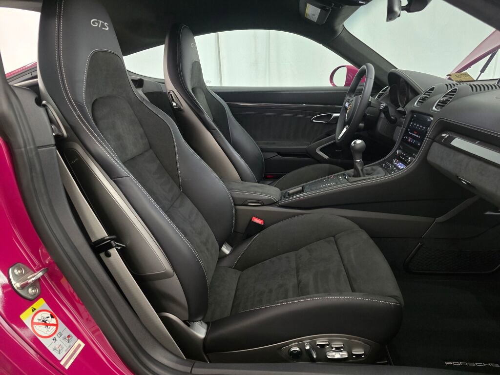 Certified 2025 Porsche 718 Cayman GTS RWD image 20