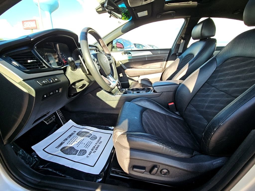 Used 2019 Hyundai Sonata Sport w/ Tech Package 03 image 9