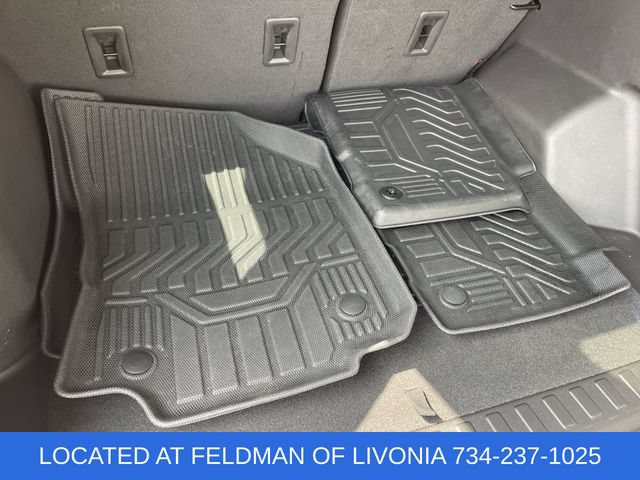 Certified 2024 GMC Terrain SLE w/ Driver Convenience Package FWD image 33