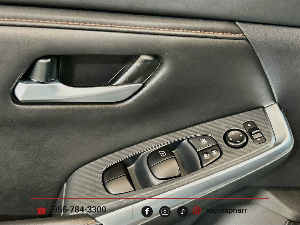 Used 2025 Nissan Sentra SR w/ Midnight Edition FWD image 16