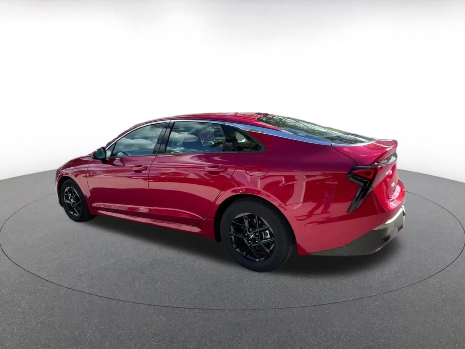 Used 2025 Kia K5 LXS image 10