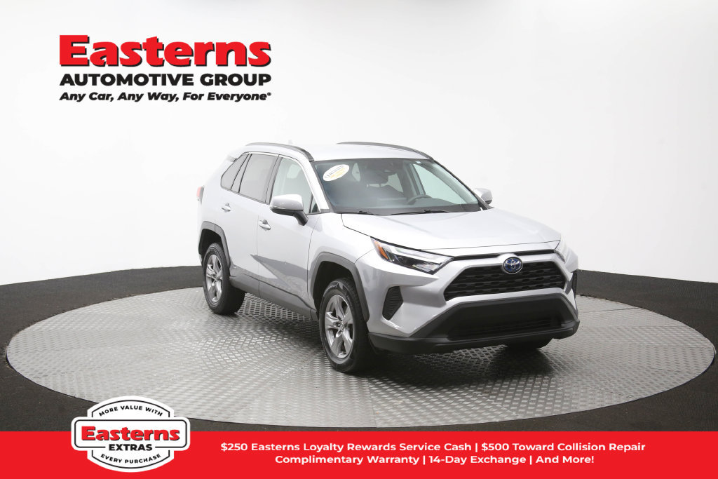 Used 2024 Toyota RAV4 XLE AWD/4WD image 49