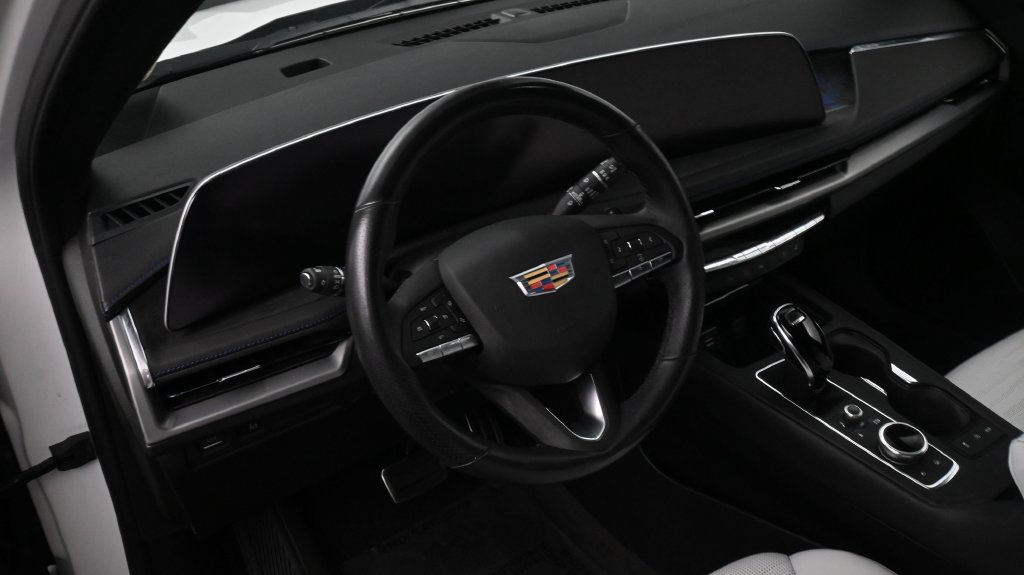 Certified 2024 Cadillac XT4 Sport FWD image 17