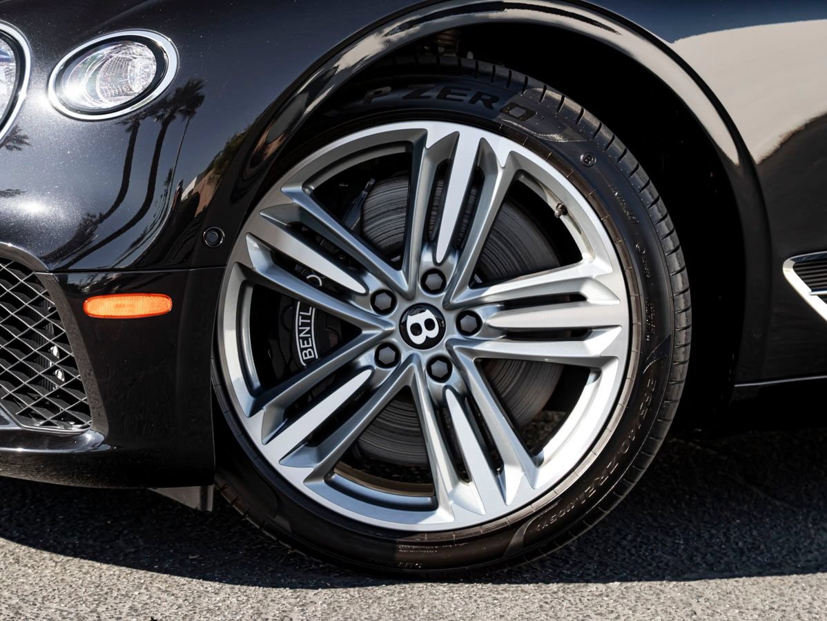 Certified 2023 Bentley Continental GT V8 AWD/4WD image 6