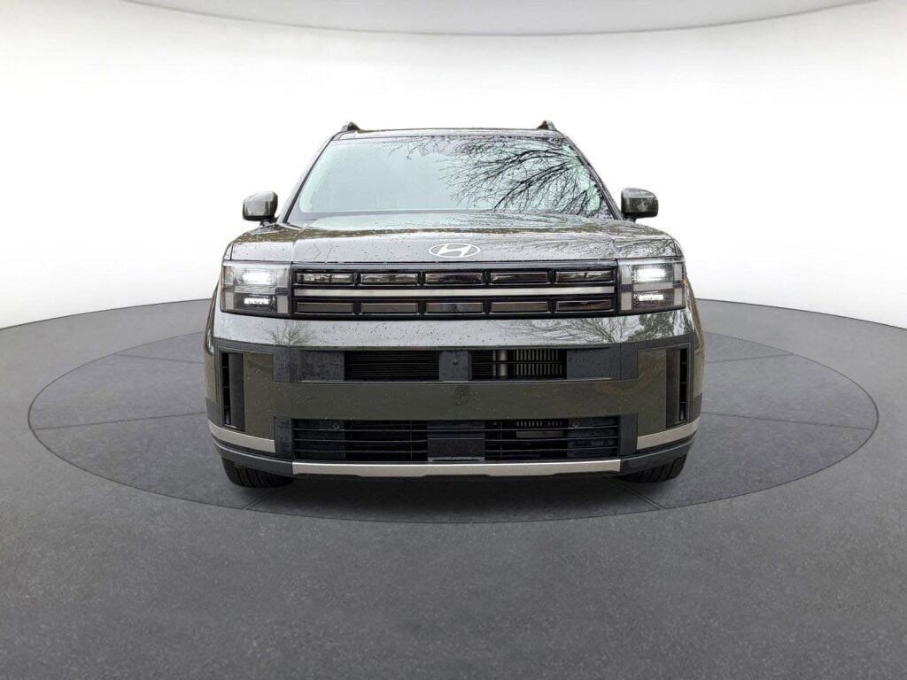 Used 2024 Hyundai Santa Fe Limited image 8